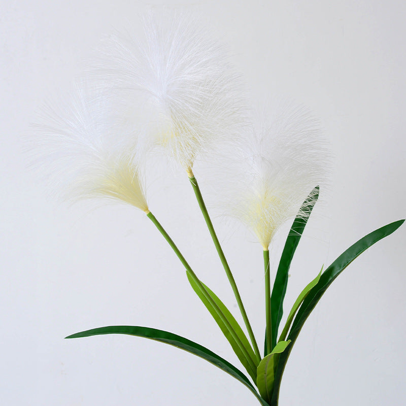 Simulación de 3 flores de pasto de caña.
