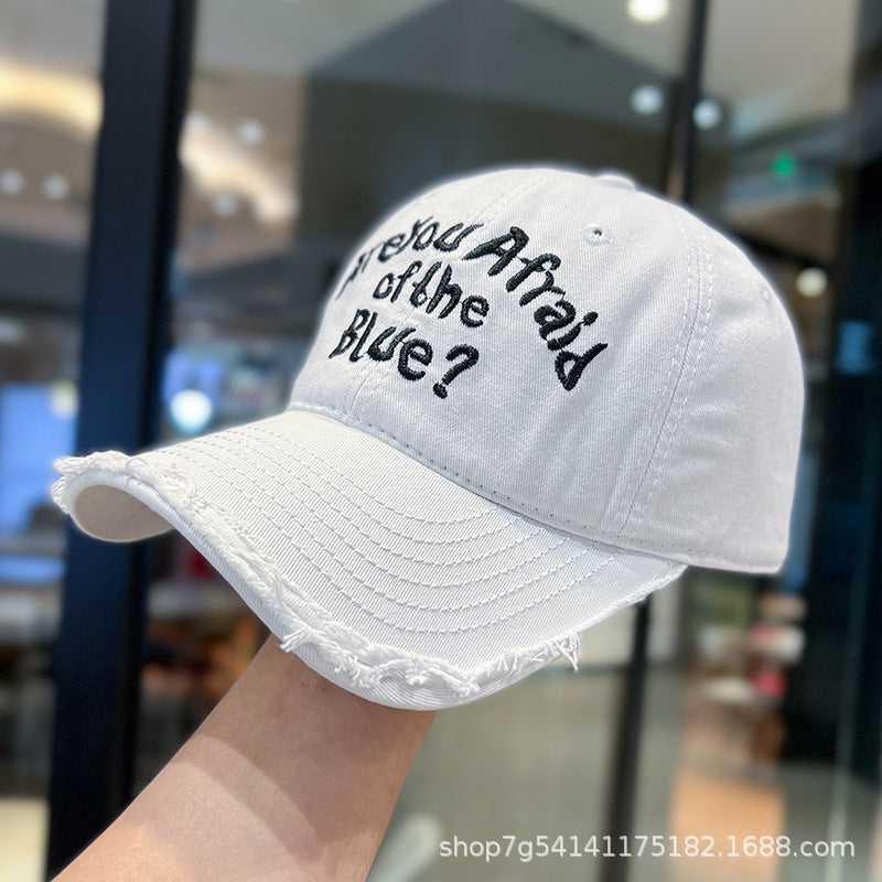 Gorra de béisbol deshilachada vintage