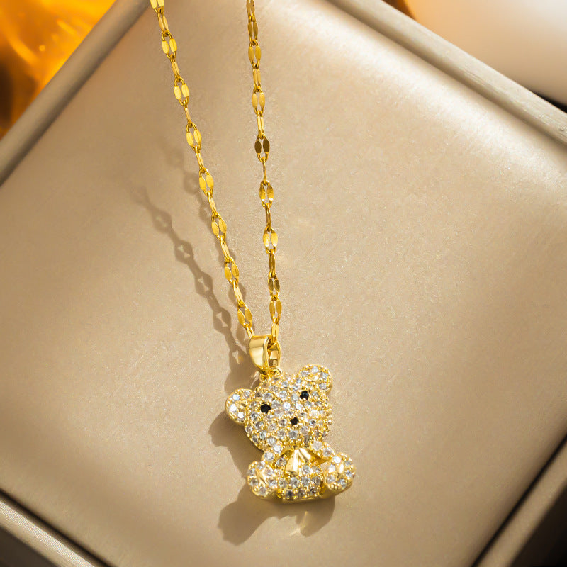 Colar com pingente de urso 3D feminino requintado INS popular corrente de clavícula