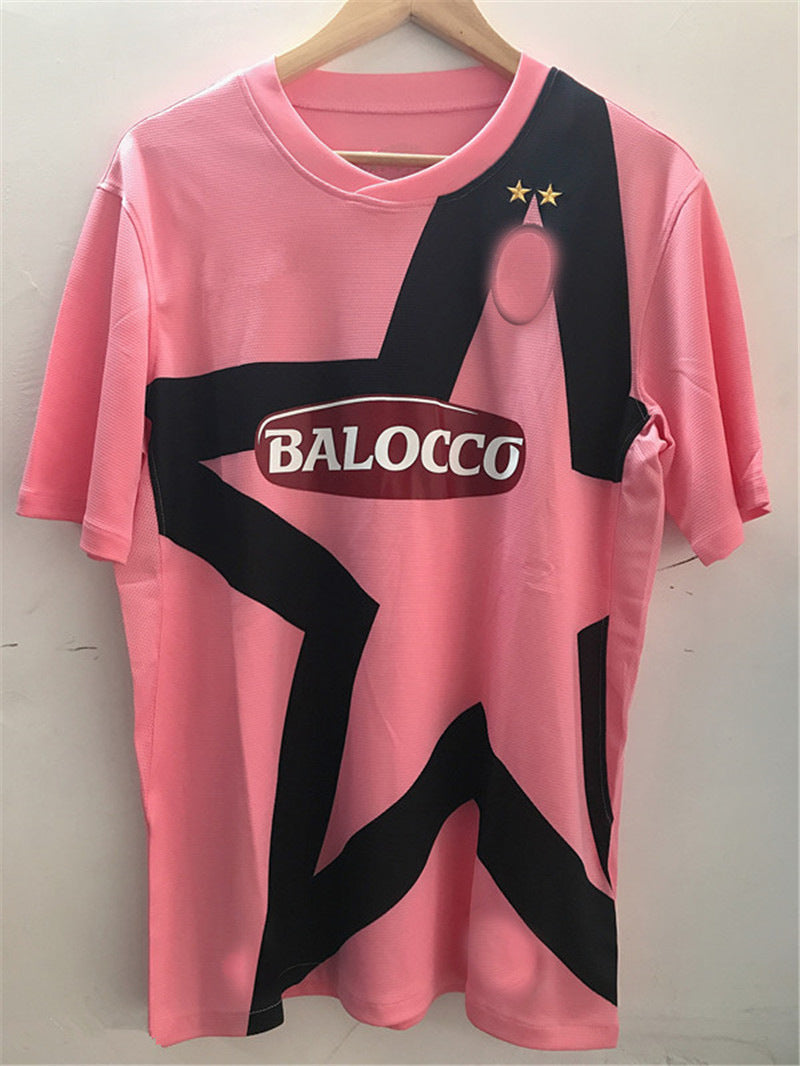 Camiseta retro de manga corta rosa tailandesa de la Juve 11-12