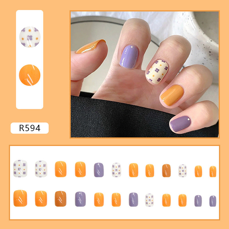 Uñas de color azul hielo puro