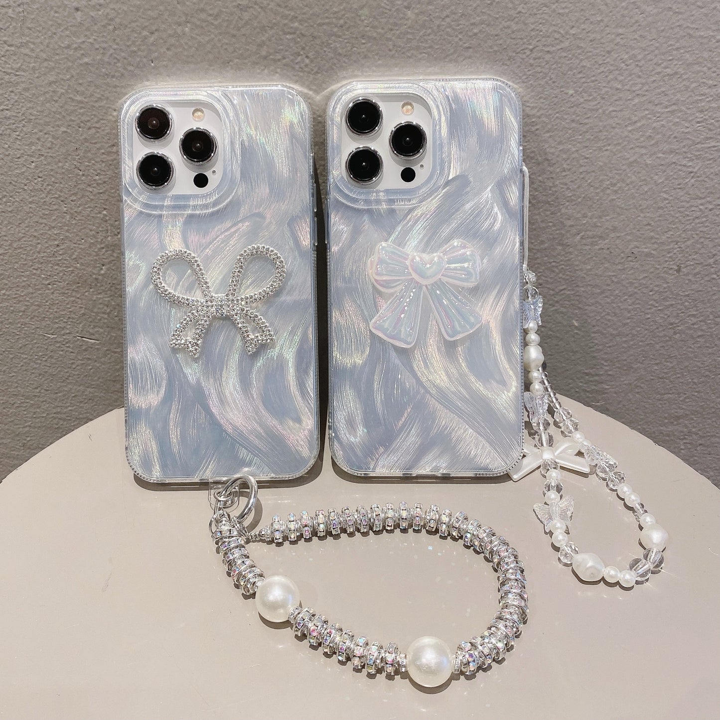 Silver Feather Case iPhone16 Pro 14 13 Bow Chain Laser PC Cover