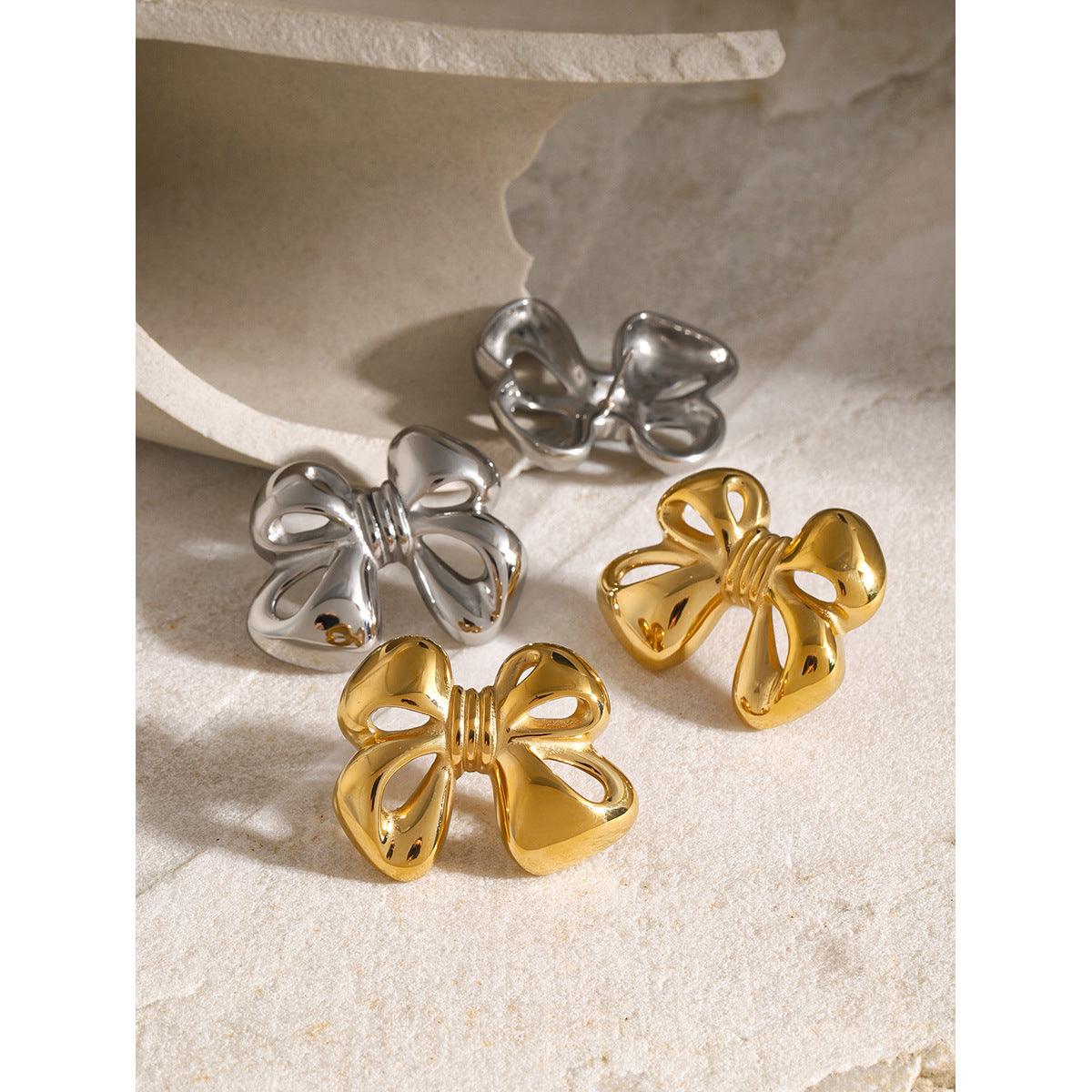 18k gold bow earrings and necklace