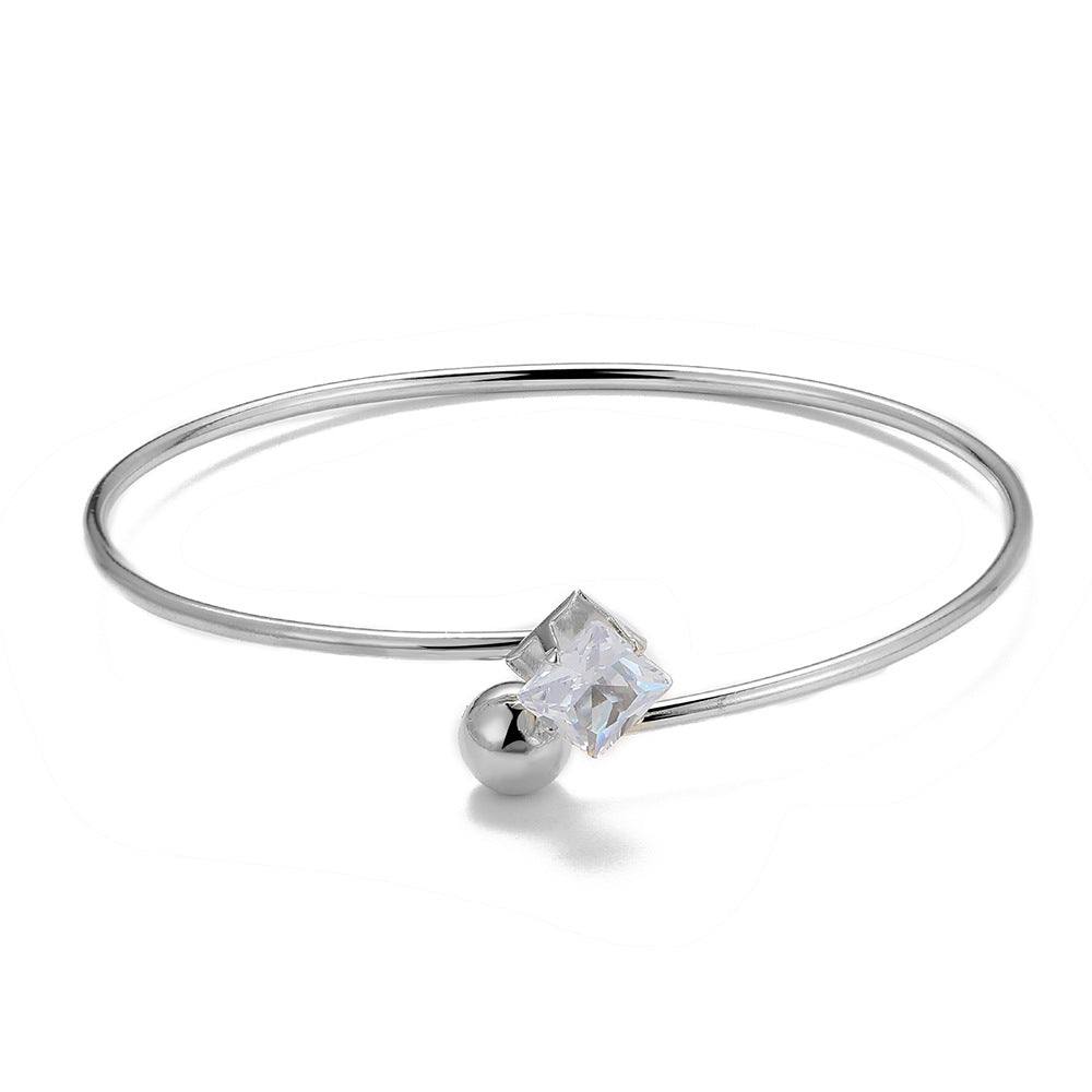 Full diamond heart shaped love bracelet