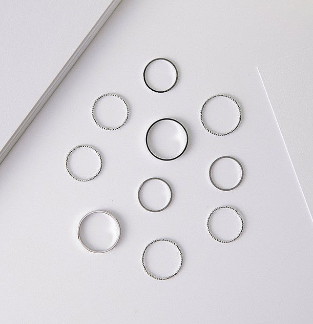 Ten-piece set of rings and thin rings.