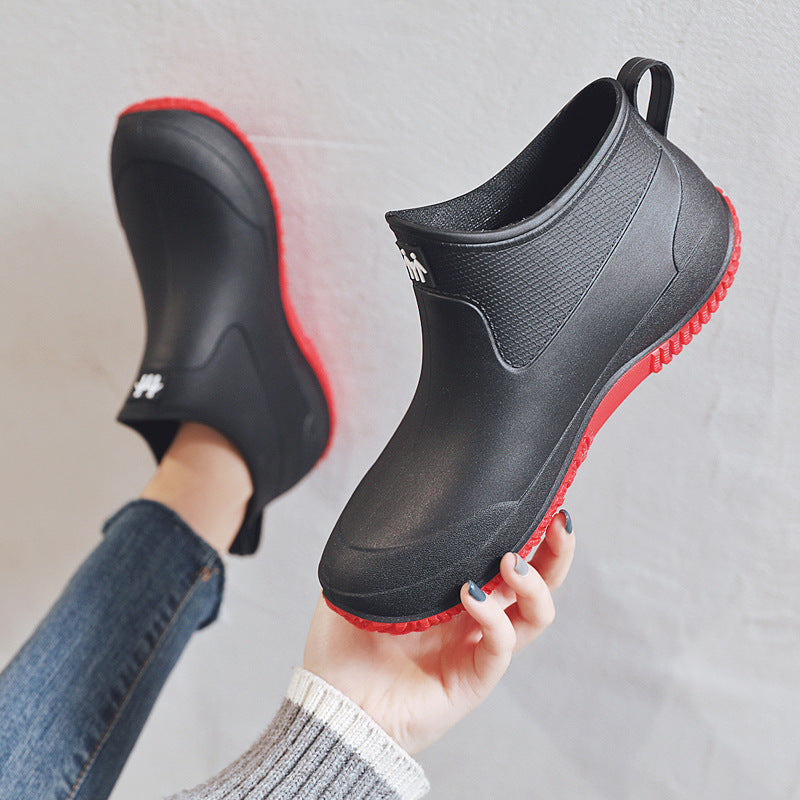 Versatile couple rain boots non-slip