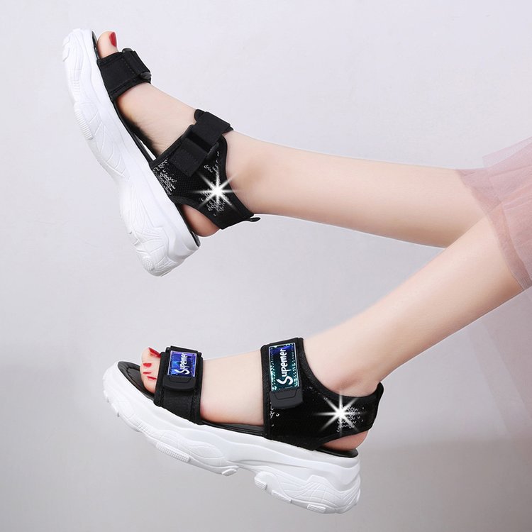 Sports sandals women's wholesale
