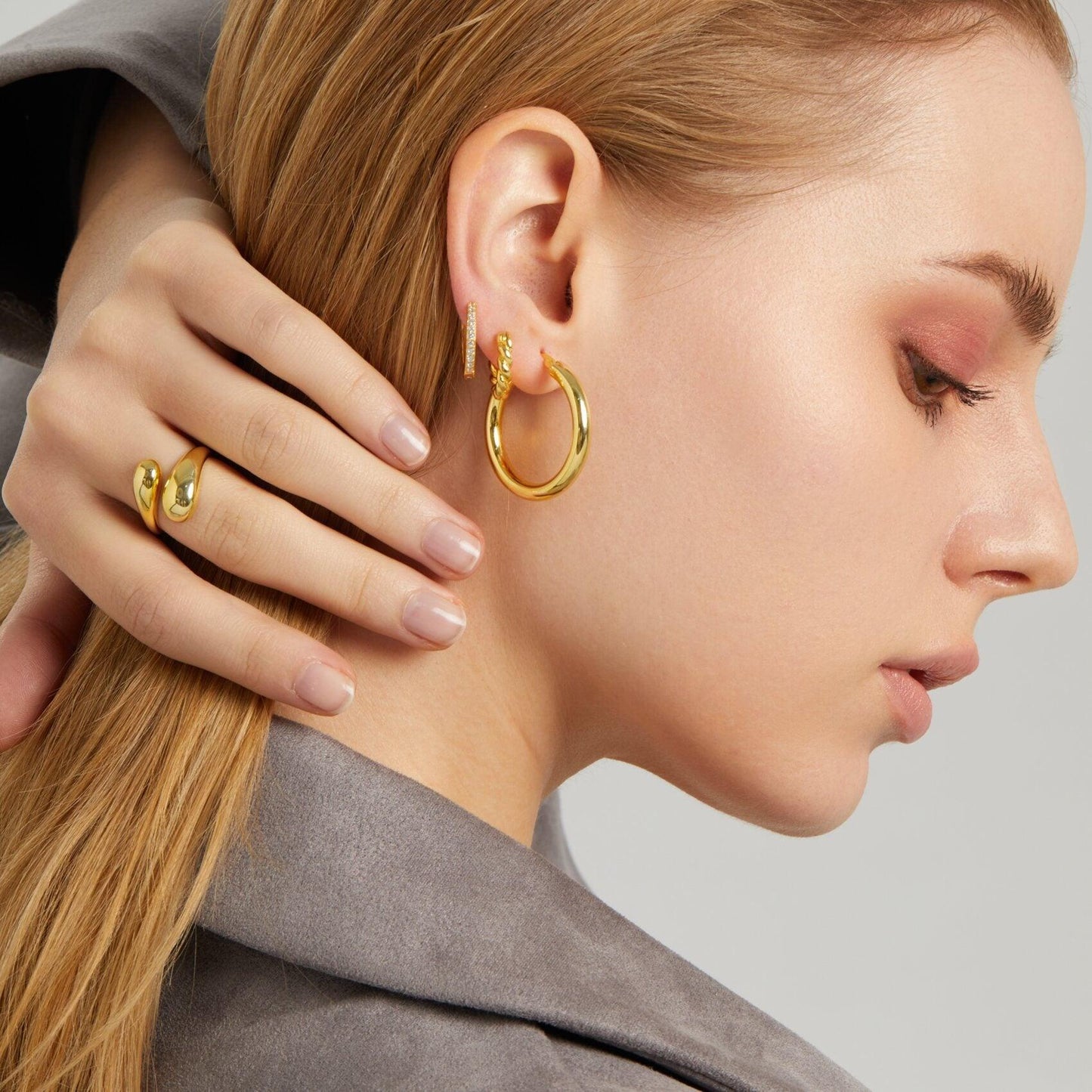 Teardrop Alternating Open Ring
