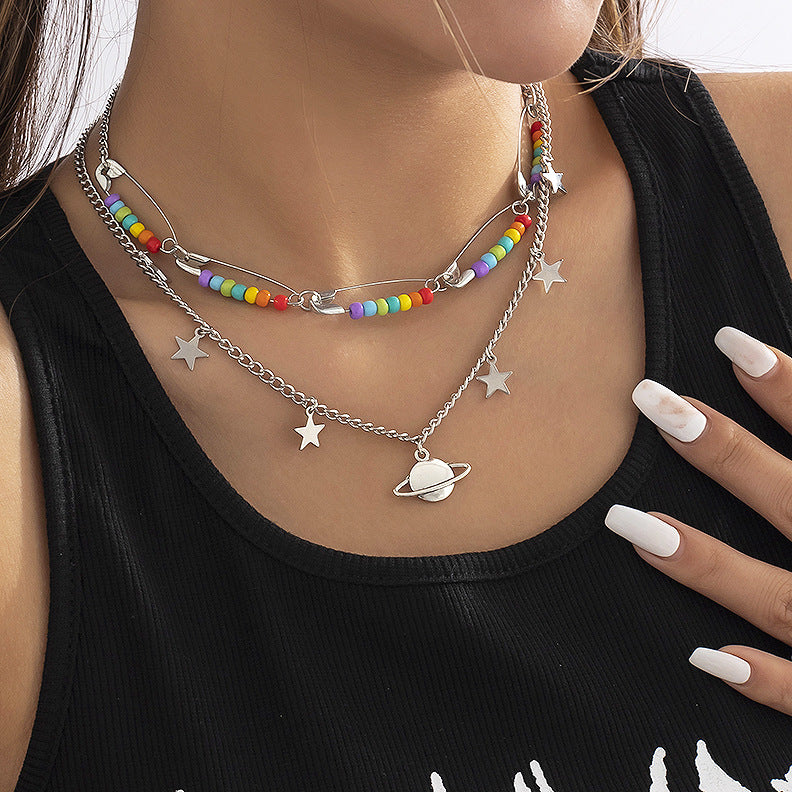 Collar versátil con borlas de Simple Planet