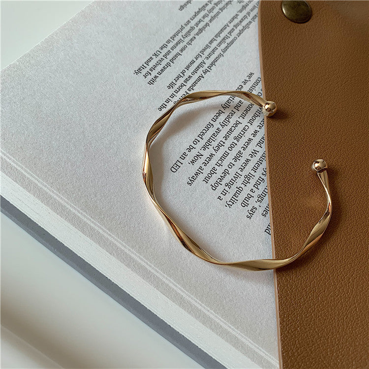 Wave Plain Ring Opening Bracelet