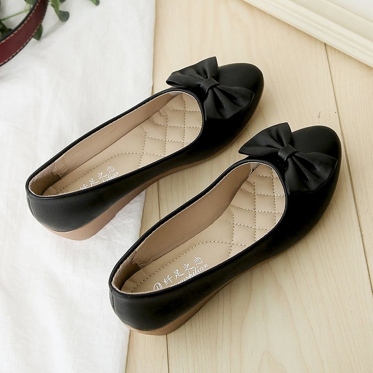 Versatile bow shoes