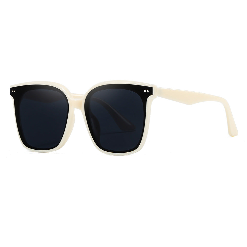 Venta de gafas de sol polarizadas con protección UV que adelgazan el rostro de GM