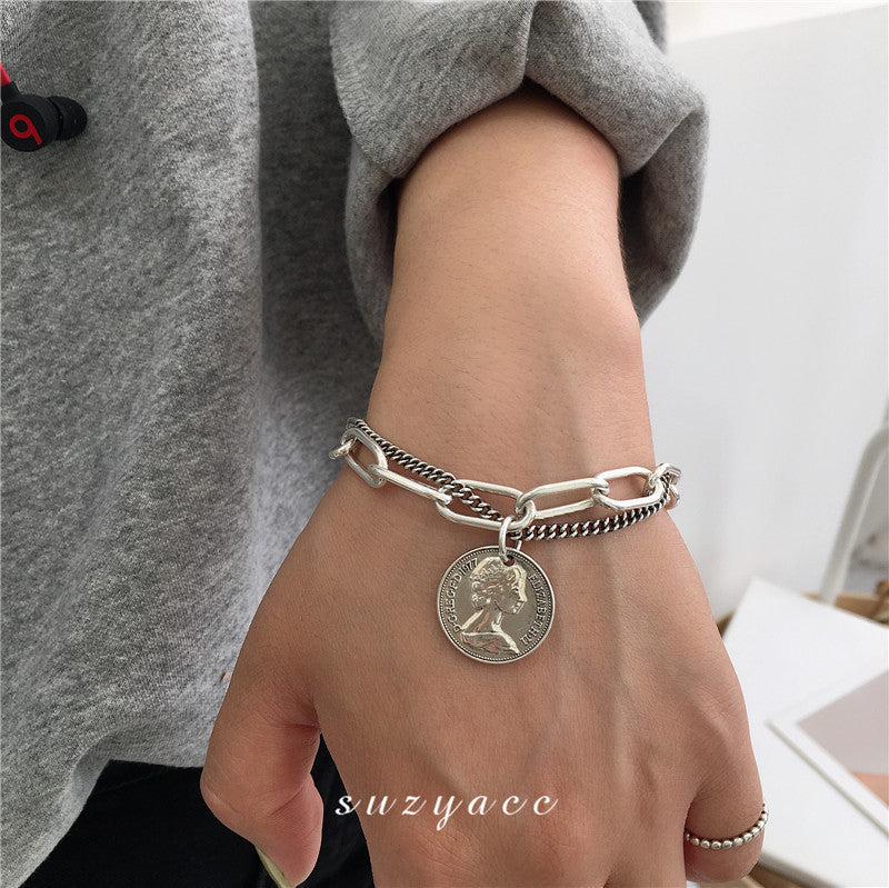 OT buckle portrait round pendant bracelet