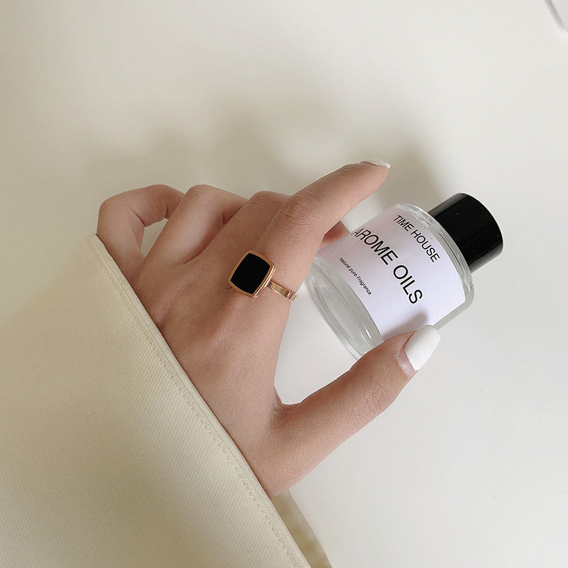 Titanium Steel Black Square Chunky Chain Necklace — Bold Collarbone Chain