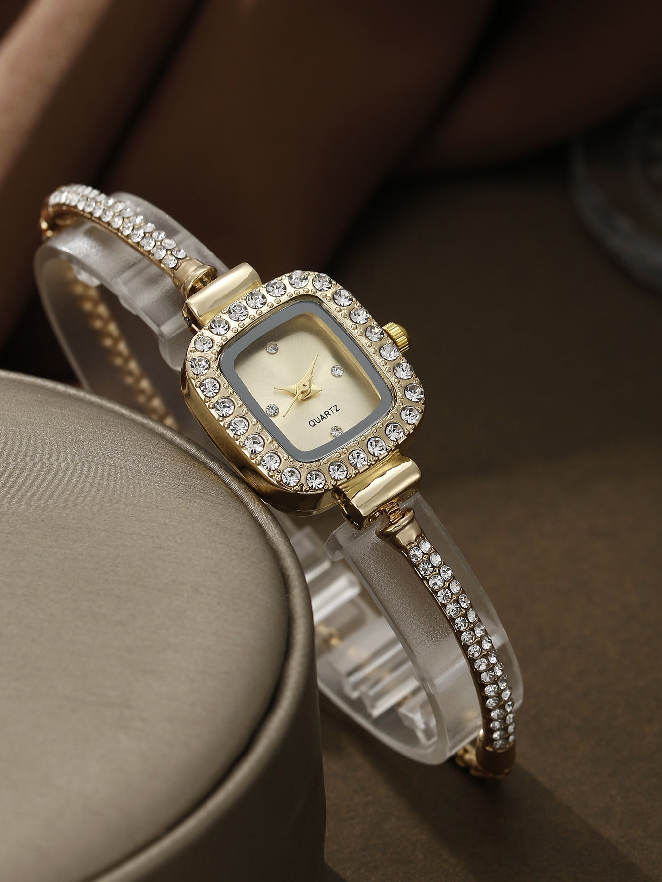 Personalized jewelry bracelet quartz watch