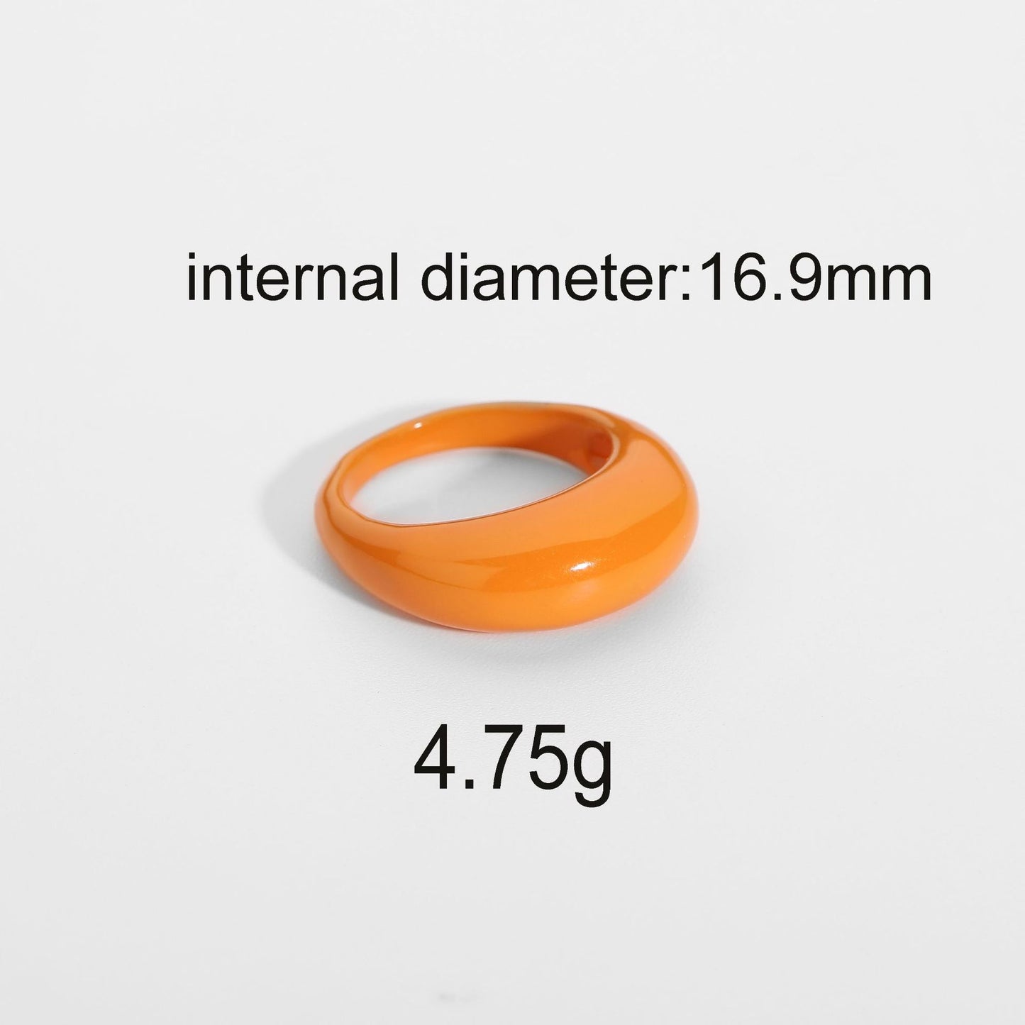 Anillos de moda en colores caramelo