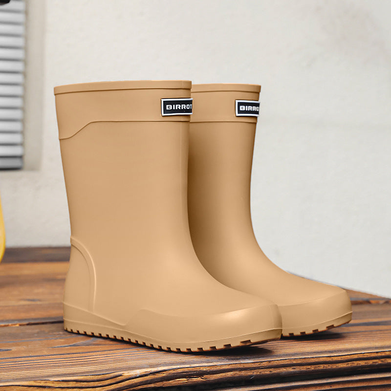 Rain shoes men's medium tube outer wear