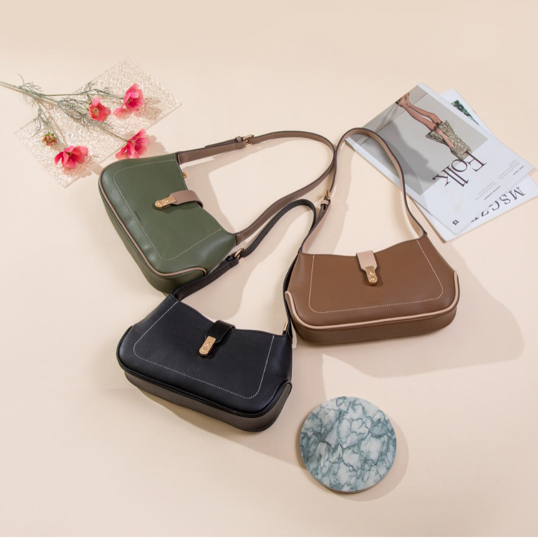 Versatile horizontal messenger bag