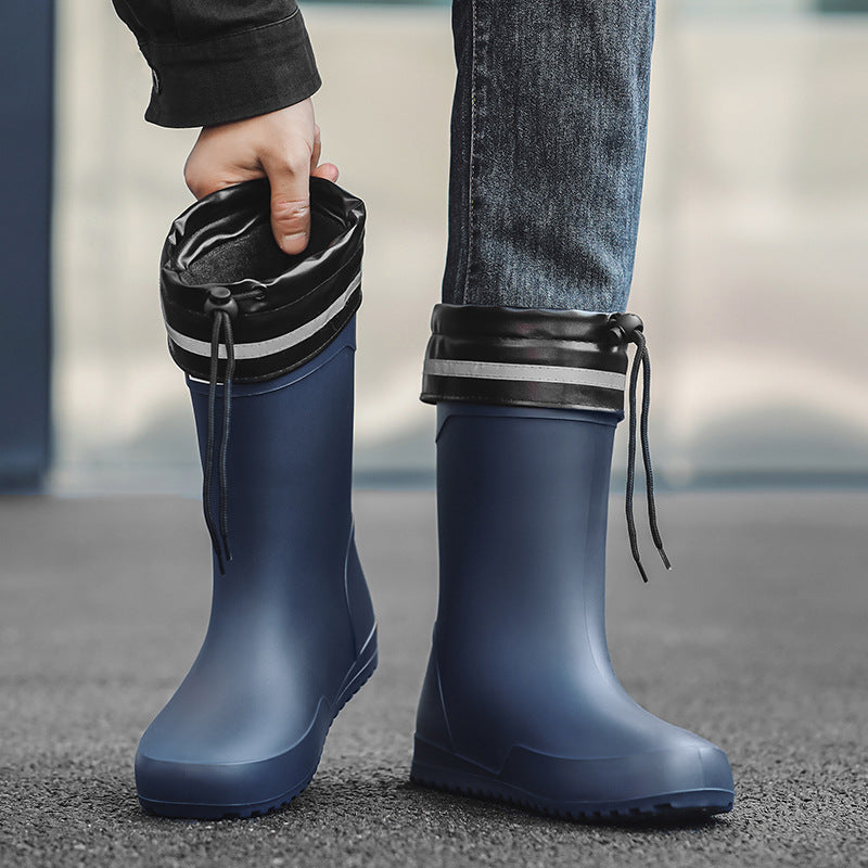 Rain shoes men's medium tube outer wear