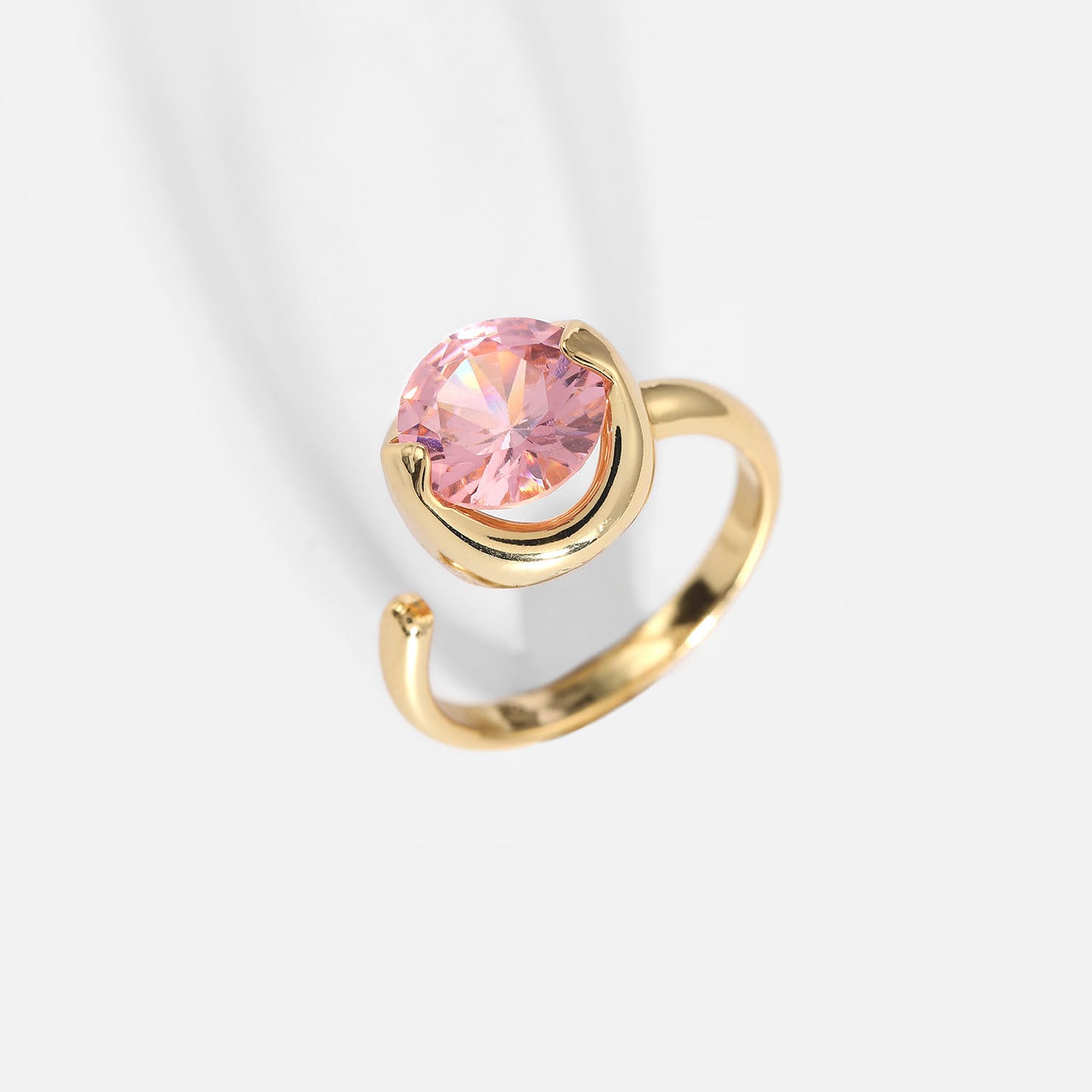 Anillo de circonitas rosas y blancas