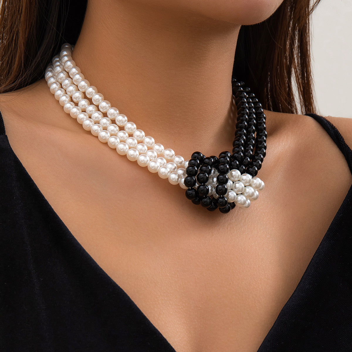 Collar de perlas de imitación multicapa con empalme y nudos