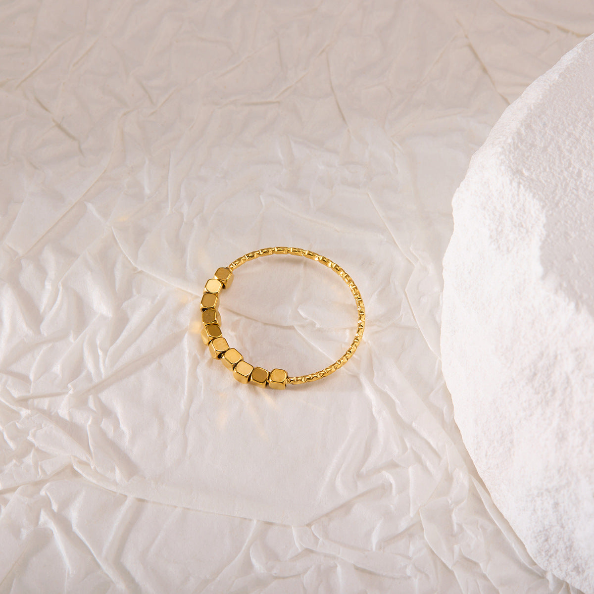 Small sugar cube ring