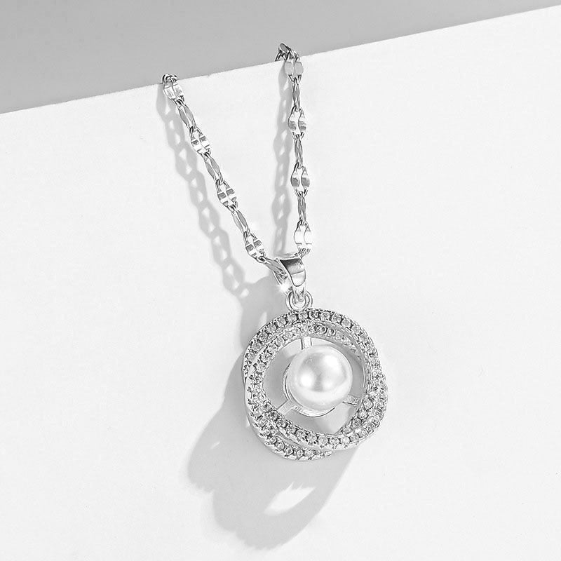 Women's Pearl Necklace with Star Pendant & Diamond Accents