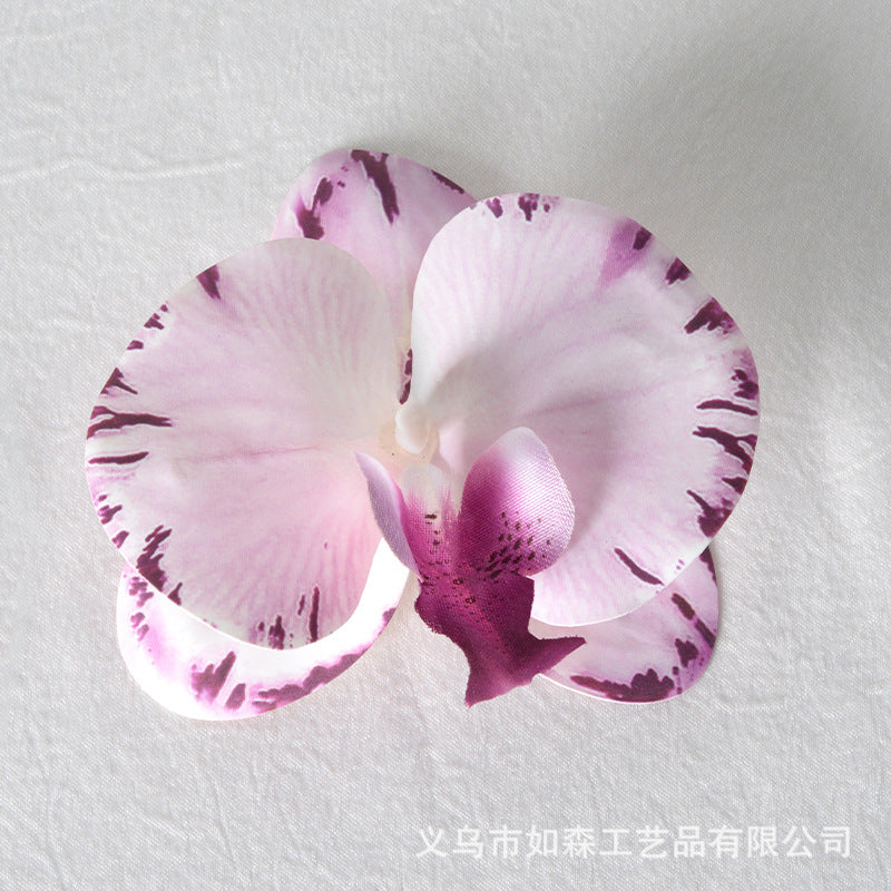 Cabeza de flor de orquídea mariposa de laminación 3D de simulación