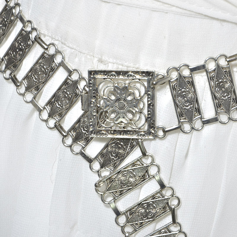 Patterned iron sheet decorative waist
