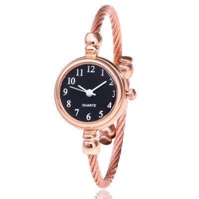 Reloj pequeño redondo modelo mujer 
