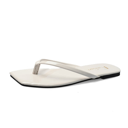 Square toe flip-flops