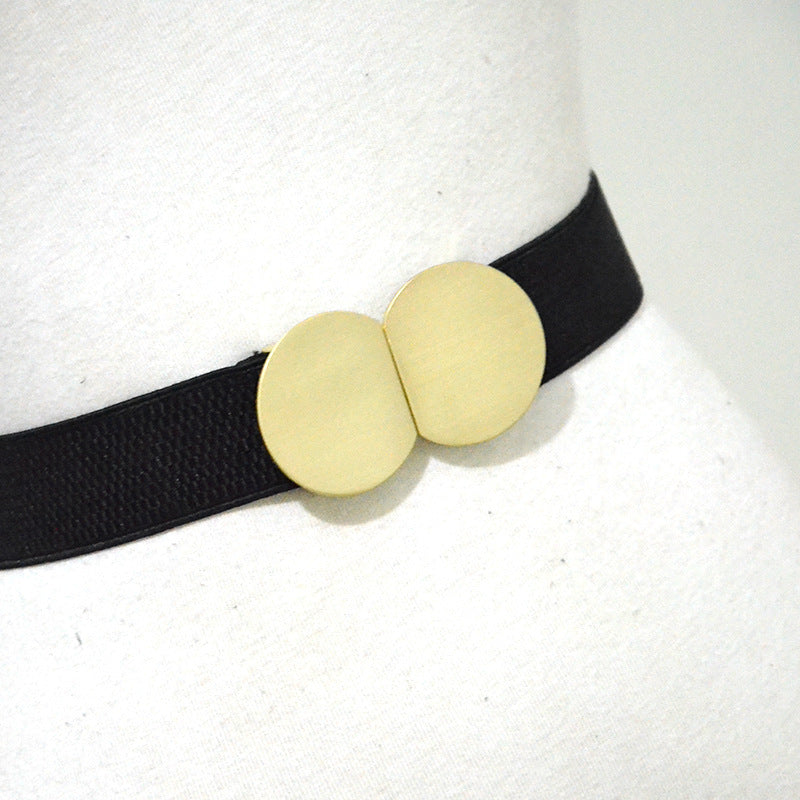 Brushed metal buckle elastic waist seal