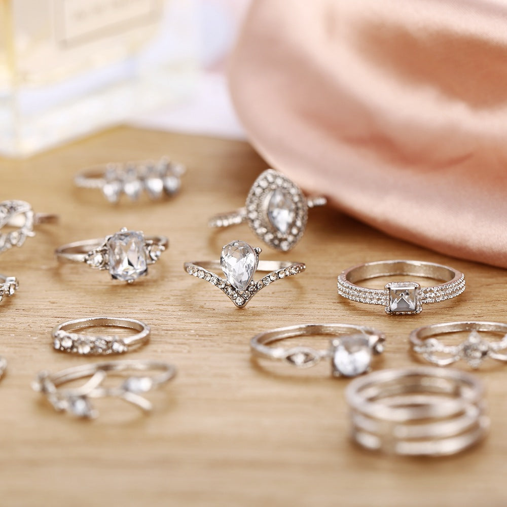 15-Piece Hollow Dot & Love Ring Set