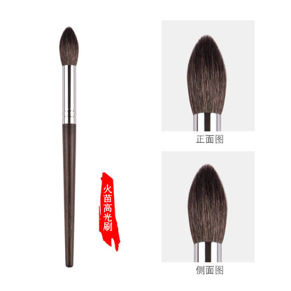 Ebony Flat Round Animal Hair Makeup Brush