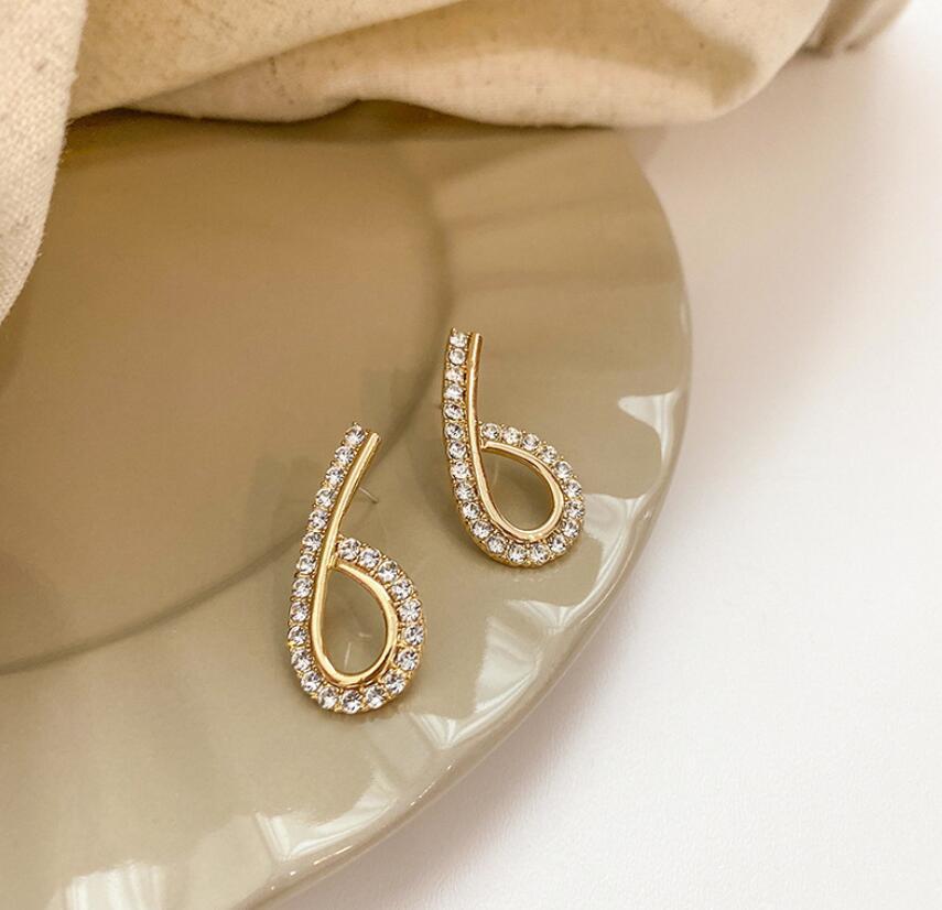 925 Silver Needle Diamond Digital 6 Earrings