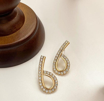 925 Silver Needle Diamond Digital 6 Earrings