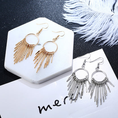 Pendientes personalizados con temperamento de borlas 
