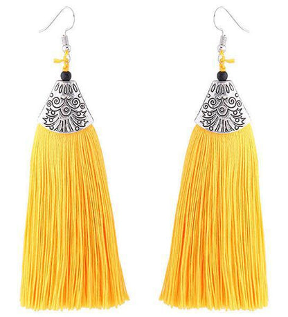 Pendientes con flecos y forma de boca de pez explosiva 