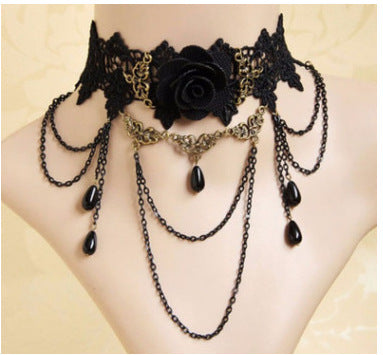 Explosive lace necklace