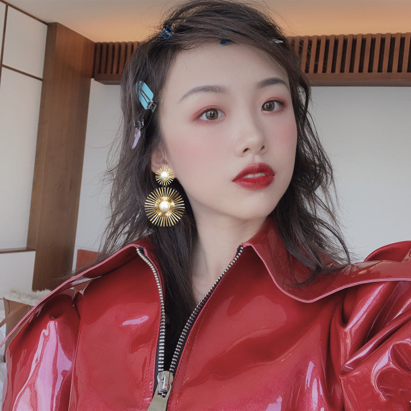 Exaggerated artificial pearl long earrings