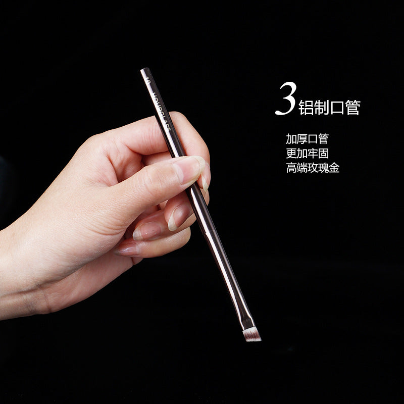 HG No. 10 Synthetic Fiber Angled Eyebrow Powder Brush