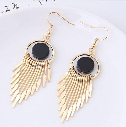 Pendientes personalizados con temperamento de borlas 