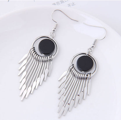 Pendientes personalizados con temperamento de borlas 
