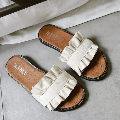 Spring and summer lace slippers
