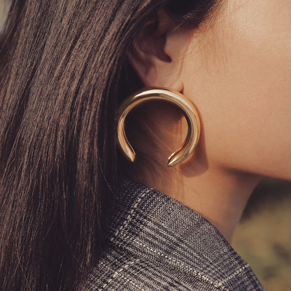 Pendientes de menisco exagerados estilo punk 