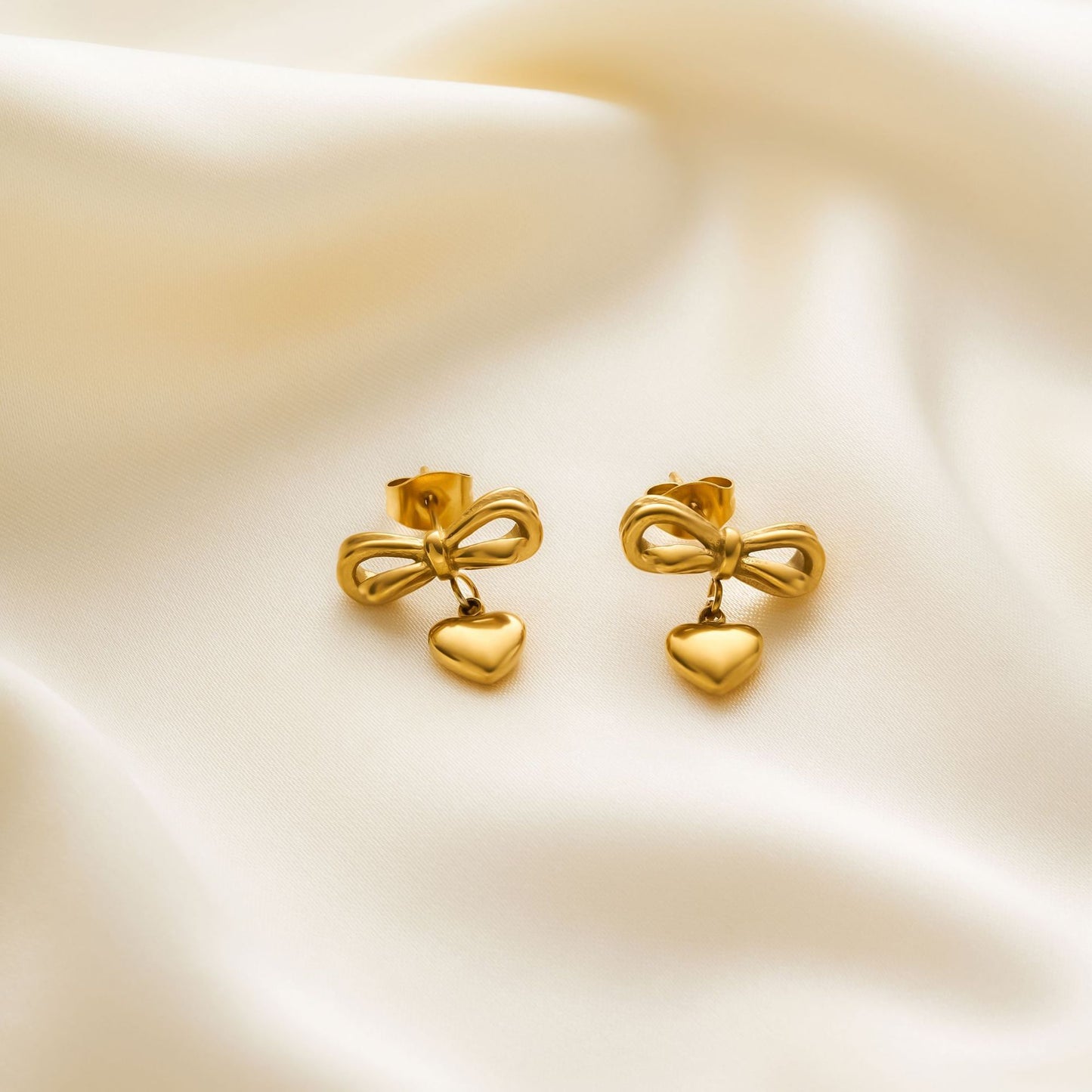 Titanium Steel Bow Love Necklace Set