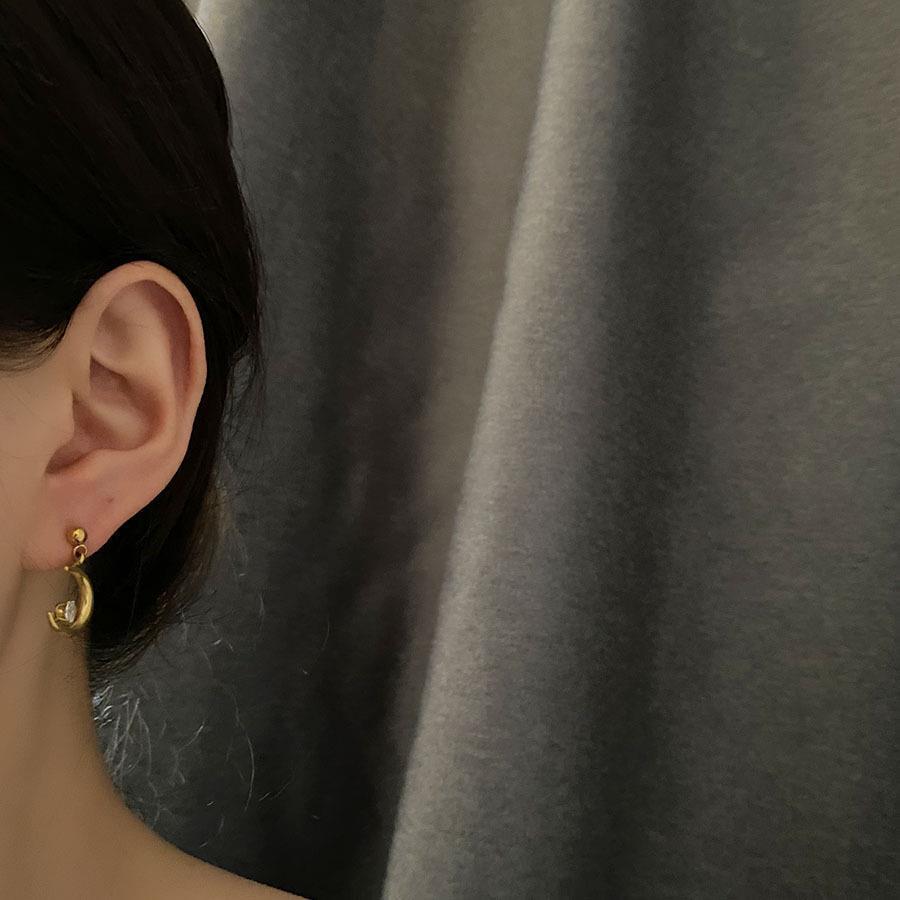 Retro Moon Zircon Titanium Steel Stud Earrings