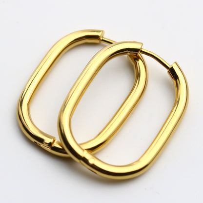 Oval all-match earrings