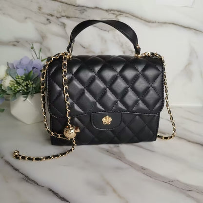 Bolso pequeño con cadena estilo Chanel 
