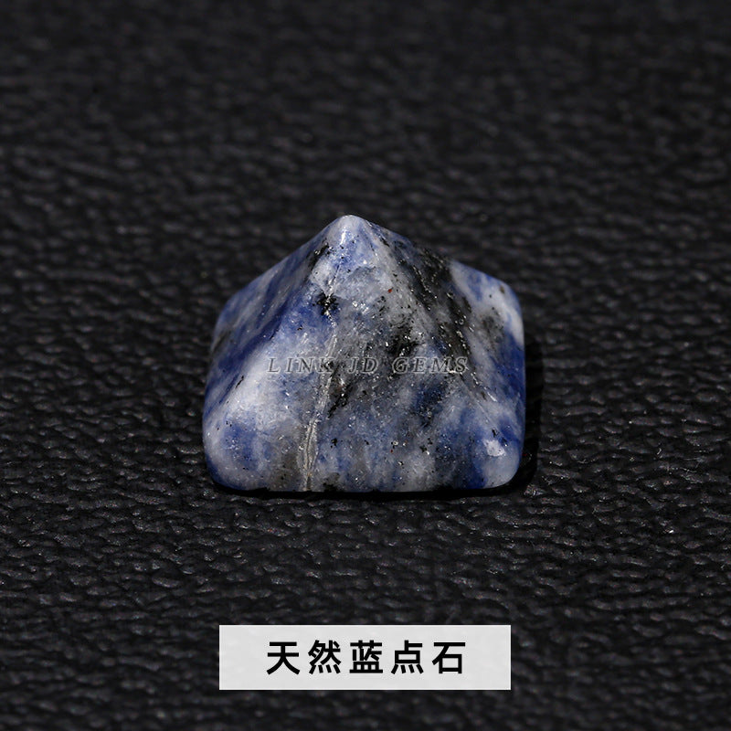 Crystal pyramid ring surface agate jade ring surface